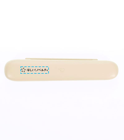 パッド印刷1色の説明　ケース表面(ロゴ左側)