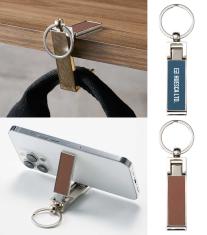 バッグハンガーになるスマホスタンド