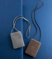 オーラ／ファーショルダー