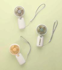 乾電池式ハンディファン