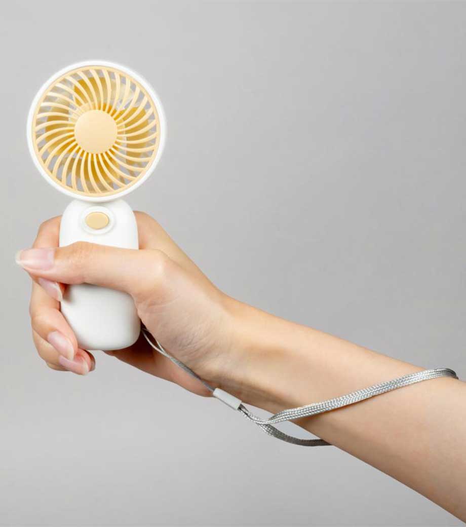 乾電池式ハンディファンの画像5枚目