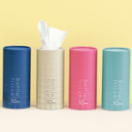 企業ロゴを名入れ印刷できるオリジナルボトルティッシュ ノベルティ制作例