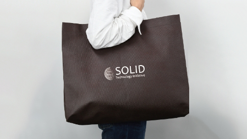 ノベルティにおすすめ！人気の不織布特大バッグ