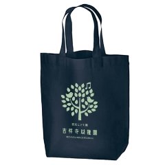 卒園・卒業記念品のギフトとして人気があるコットントートバッグのデザイン事例