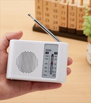 コンパクトAM／ワイドFMラジオ