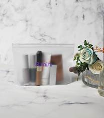 フロストクリア・ガゼットファスナーポーチ(M)